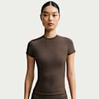 NikeSKIMS Matte Women's Padded Baby T-Shirt. Nike JP